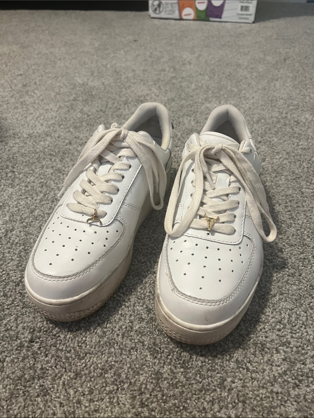 Windsor Smith Women's Off-White Low-Top Lace-Up Sneakers